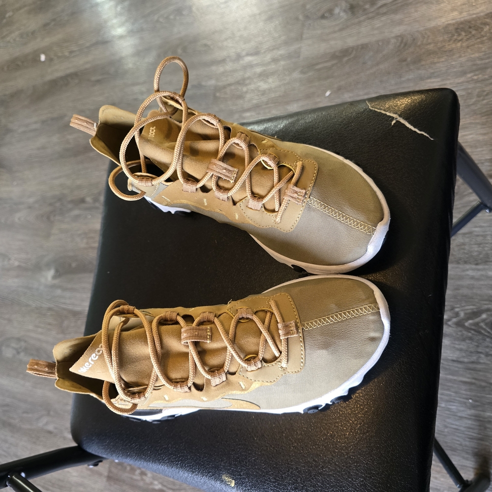 Nike React Element 55 Metallic Gold Men 8 Metallic Gold Run Shoes BQ6166-700 - Picture 8 of 11